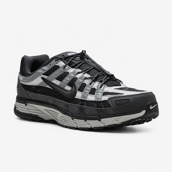 NIKE P6000 Gris Negro