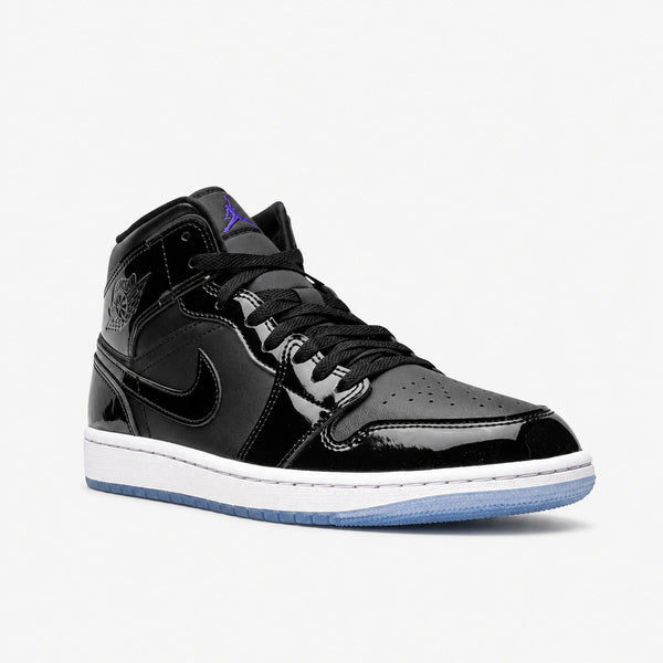 JORDAN RETRO 1 Negro Charol