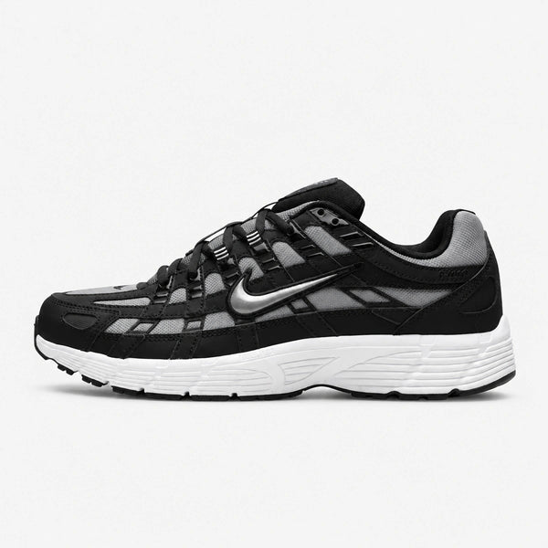 NIKE P6000 Negro Gris