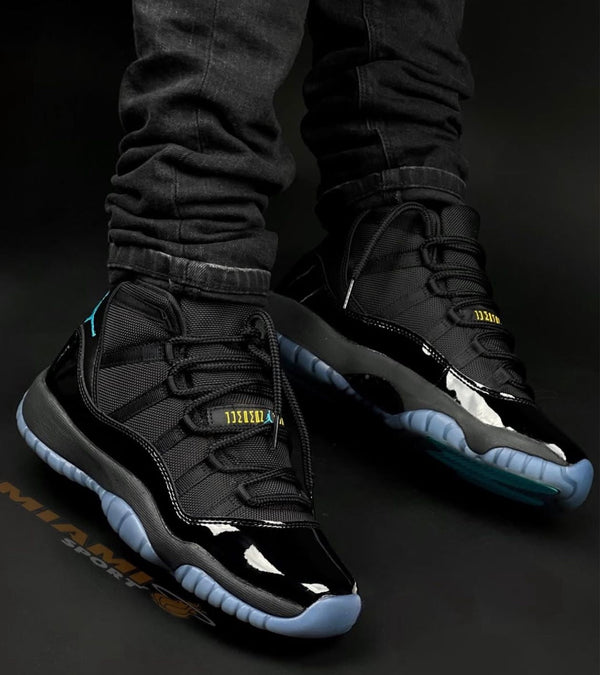 JORDAN RETRO 11 Negro Azul